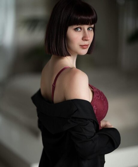 ラバーオンリーファン アートポルノ 写真