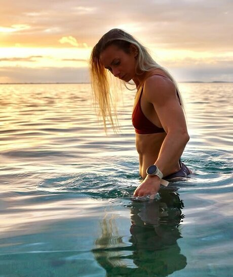 Louise Czurka 最高のスター 写真