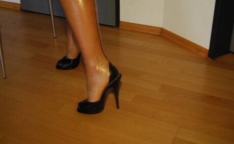 お金 オンリーファンズ 無料エロ 写真