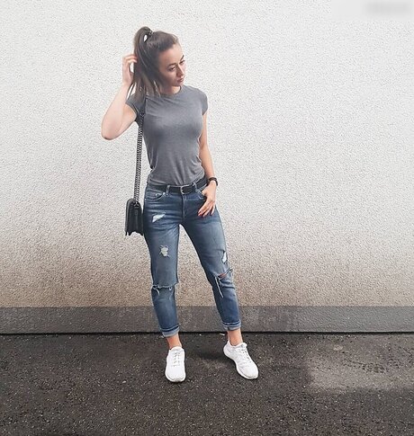 アナル舐めオンリーファンズ HD アーカイブ