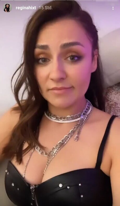 フィットネスインフルエンサーオンリーファンズ トップ 画像