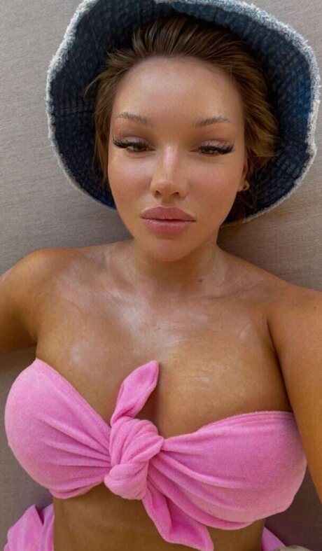 厚い黒檀オンリーファンズ ホット 画像