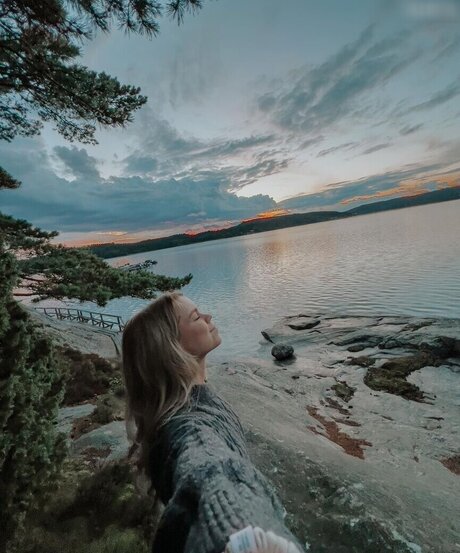 ゲイの小人オンリーファンズ ホットセクシー 写真