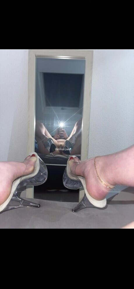 ラバーオンリーファン セクシー裸 写真