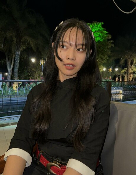 ビデオ通話 オンリーファンズ ホットセクシー 画像