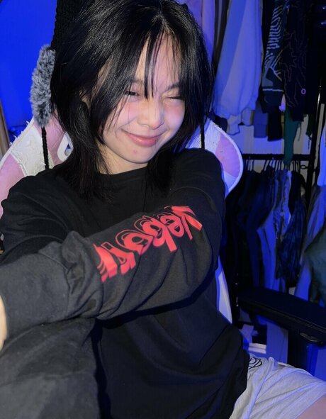 miceraa ポルノモデル 写真