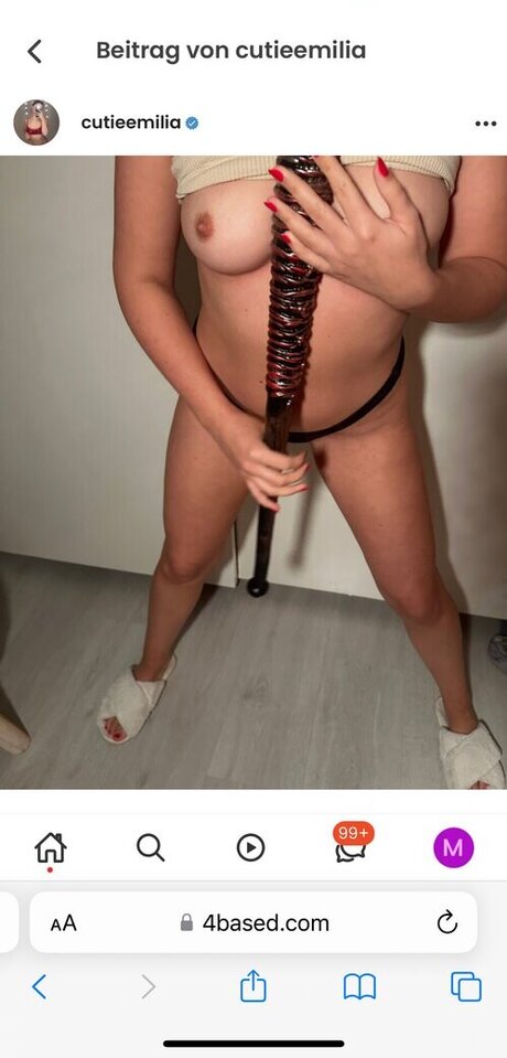 cutieemilia 独占ポルノスター 写真