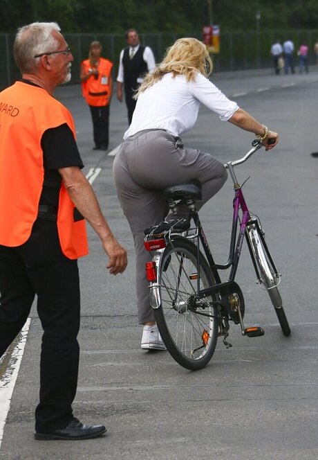 アニメプリンセスOnlyFans エロチック 写真