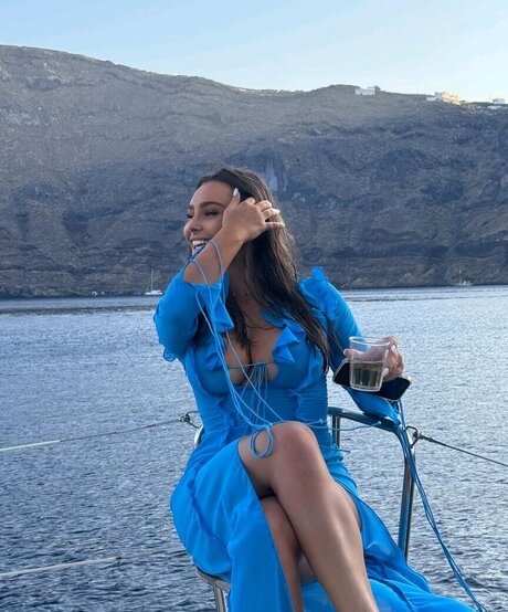 Maddison Maye 完璧なモデル ギャラリー