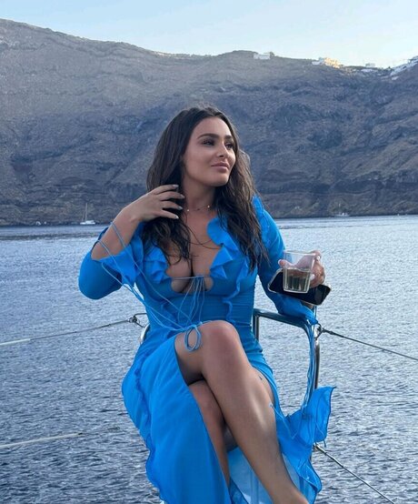 Maddison Maye エロティックなモデル 写真