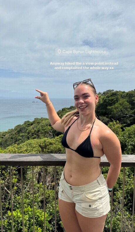 Izzy Swin 最高のモデル 写真