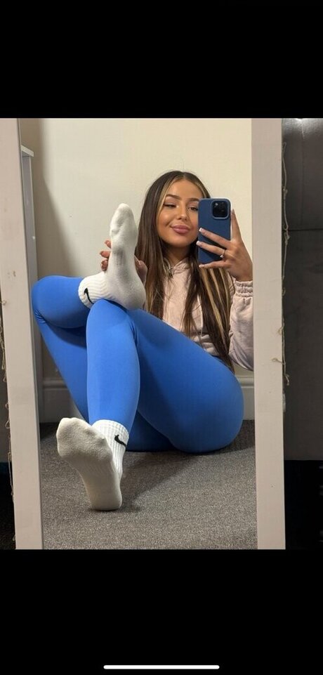 Taliafitt アート女優 写真