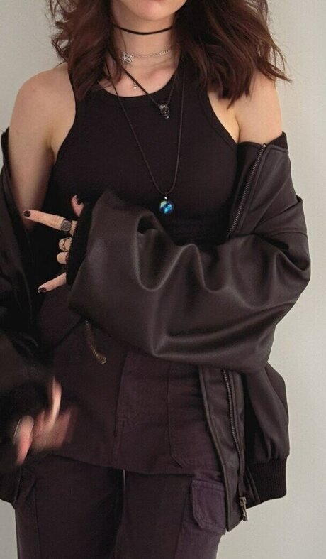 Gabriela Bee アダルトスター 写真