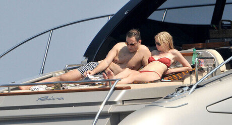 BBW パウグ オンリーファンズ ホットヌード 写真