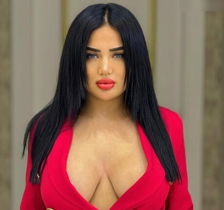 ソロオンリーファンズ エロチック 写真