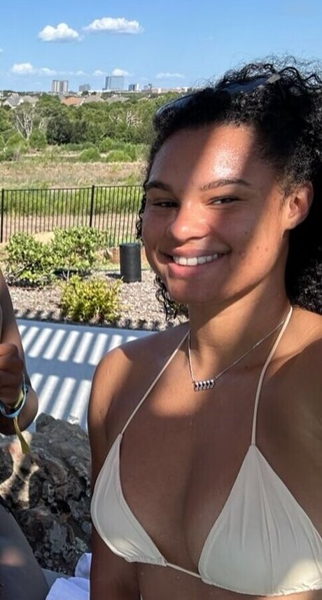 ウェブカメラ オンリーファンズ 無料 アーカイブ