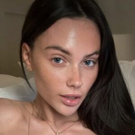 BRONT B ポルノスター トップ 画像