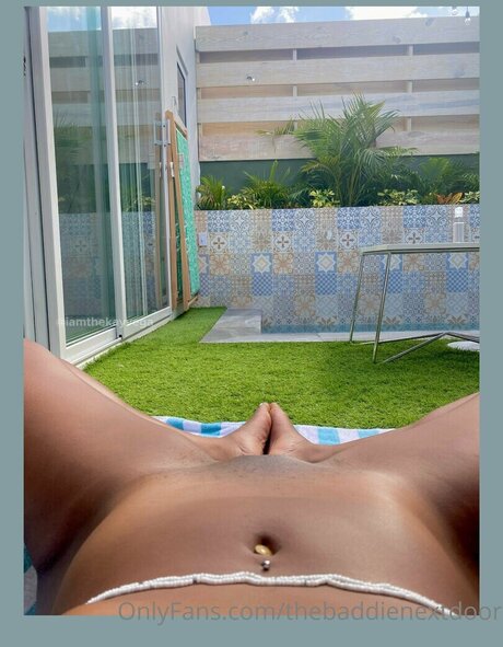 Kay Vega セクシーなポルノスター ギャラリー