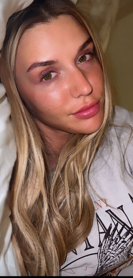 スマイルオンリーファンズ アートヌード ギャラリー