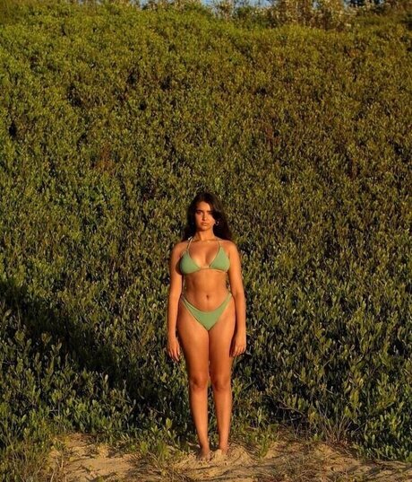 Geraldine Viswanathan 美しいポルノスター 写真