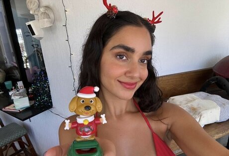 Geraldine Viswanathan xxxモデル 画像