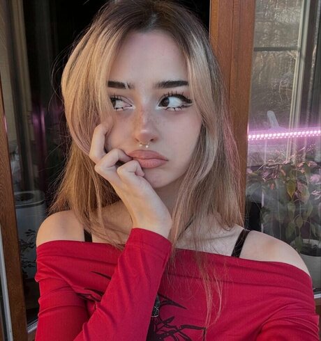 BBW フェイシャル OnlyFans 無料セクシー 画像