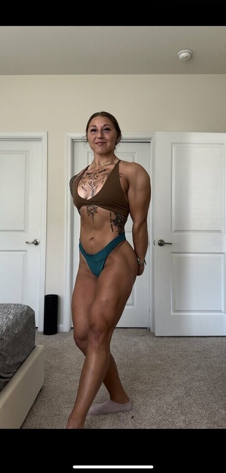 赤毛の太めOnlyFans 無料 写真