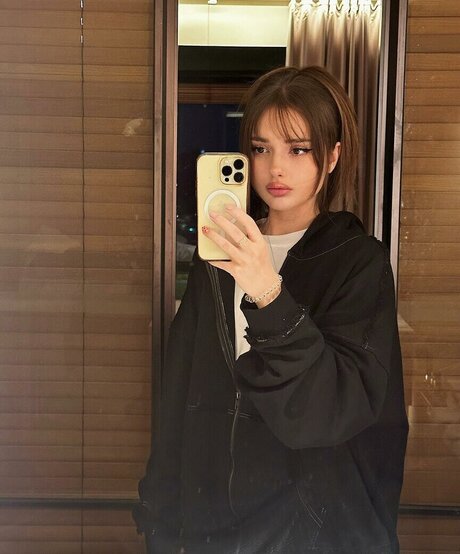 脱衣OnlyFans 無料裸 写真