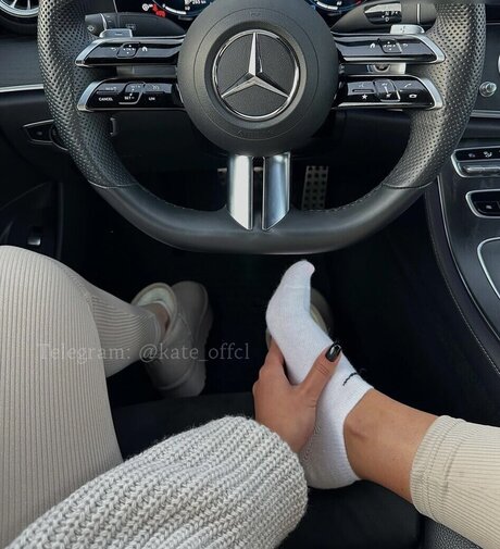 asmr ジンジャー オンリーファンズ セクシーヌード 画像