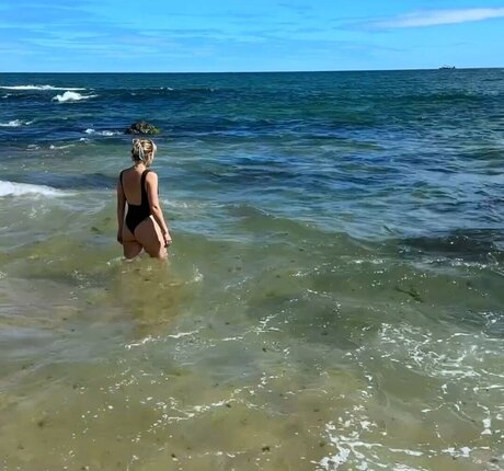 Leticia Colin HDモデル 写真