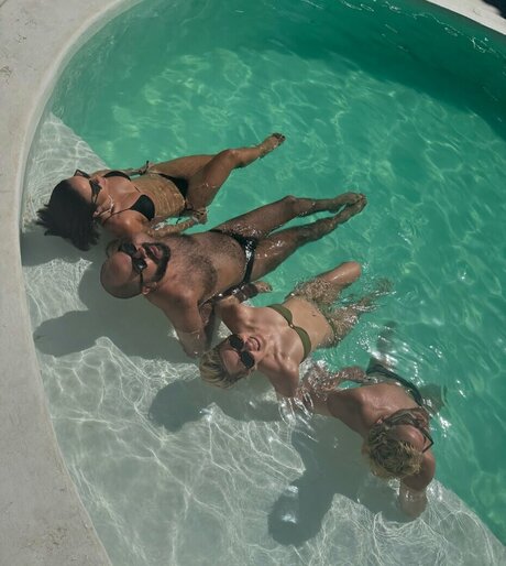 Leticia Colin ヌードのポルノスター 写真