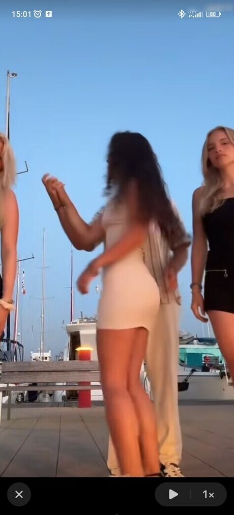 巨乳のオンリーファンズ セクシー裸 アーカイブ