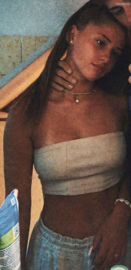 Alysa Ruppert トップモデル 画像