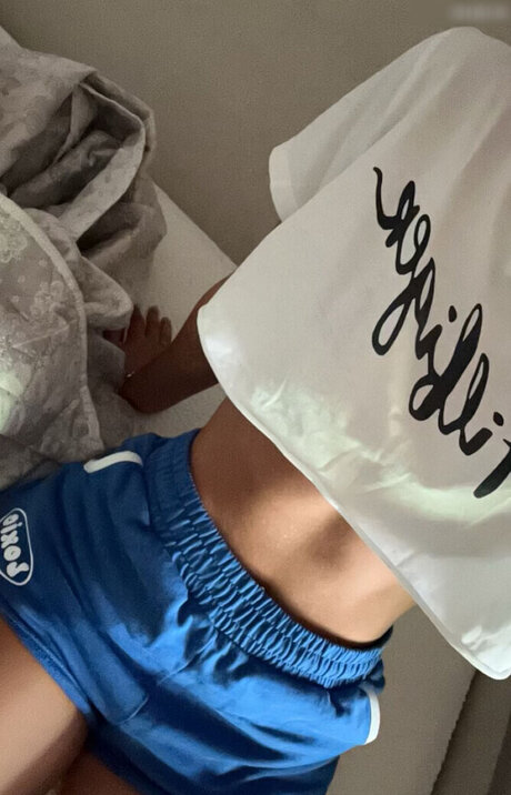 ティーンシーメールオンリーファンズ ホットxxx 写真