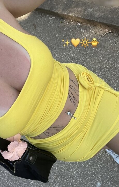 垂れ下がった熟女OnlyFans 無料 写真