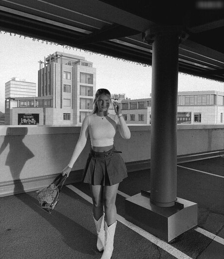 アニメプリンセスOnlyFans エロチック 写真