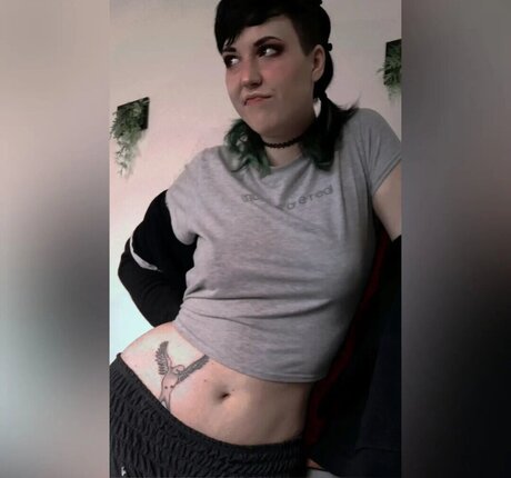 大学生のオンリーファンズ 無料裸 写真