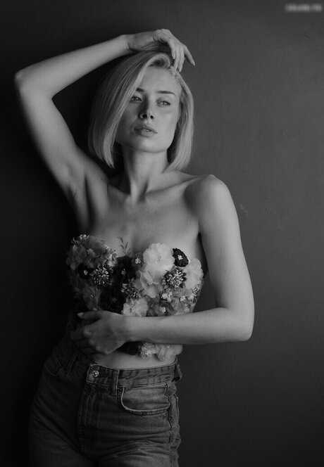 BBWシーメールオンリーファンズ アダルト 画像