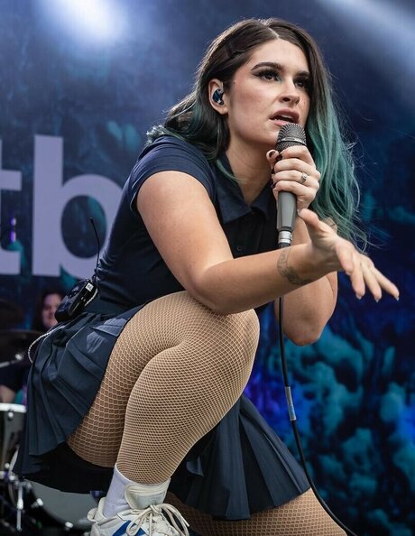 肉厚マンコオンリーファンズ 可愛い 写真