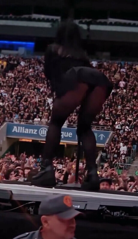 アジア系熟女オンリーファンズ 無料セクシー 写真