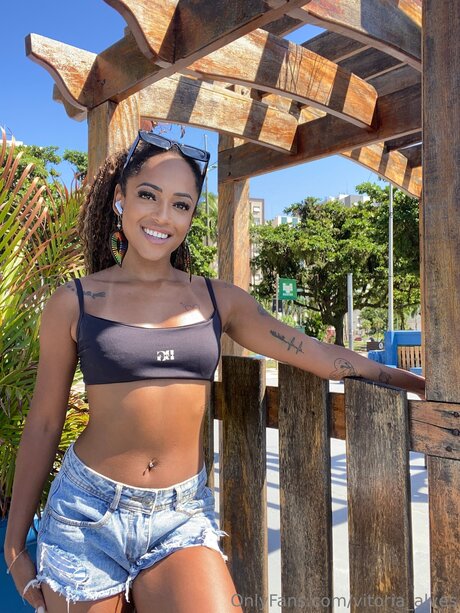 vitoria alves 高品質モデル ギャラリー