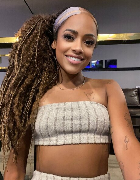 vitoria alves 高品質モデル ギャラリー