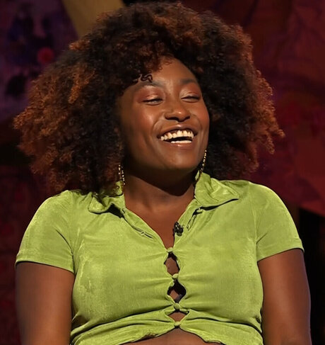 Taskmaster Women 美しいモデル 写真