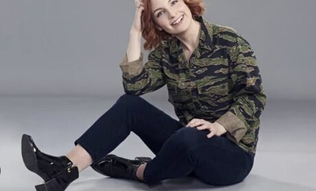 Taskmaster Women xxxスター 写真