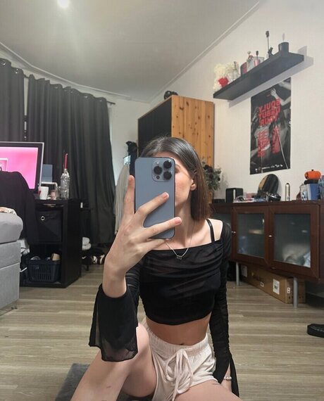 Elenafee エロティック女優 ギャラリー