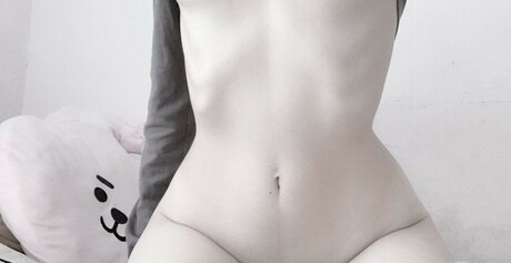 dumbkittteen 独占スター 写真