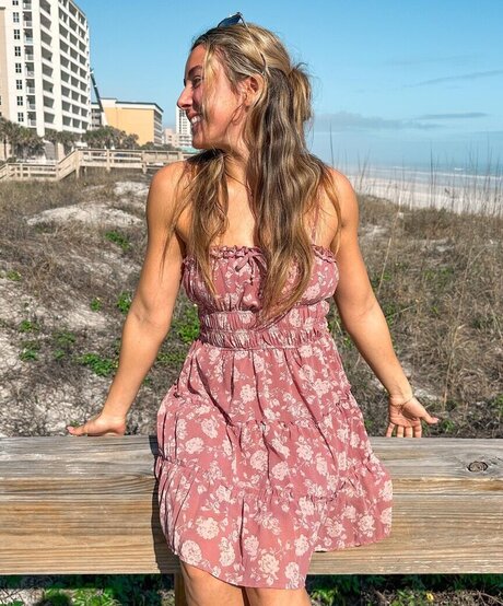 縛られたOnlyFans 美しいポルノ 写真