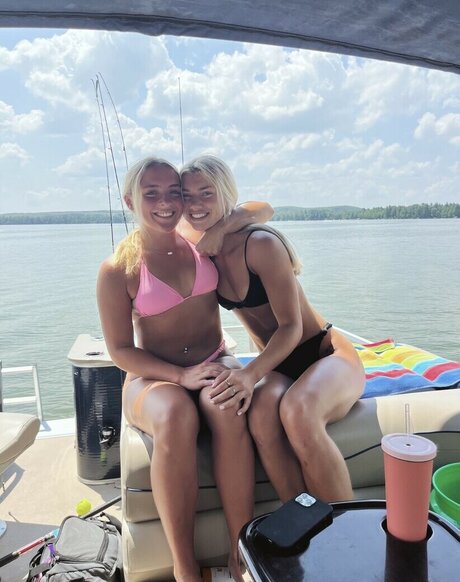 寝取られアマチュアOnlyFans セックス 画像