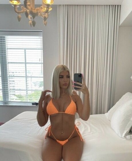 Madison Moss かわいいポルノスター 画像