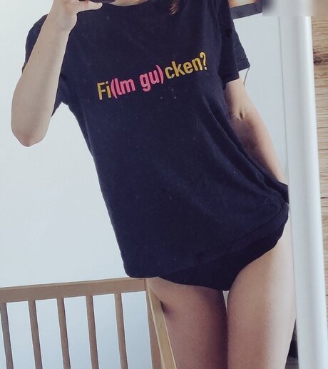 巨乳の熟女オンリーファンズ セックス 画像